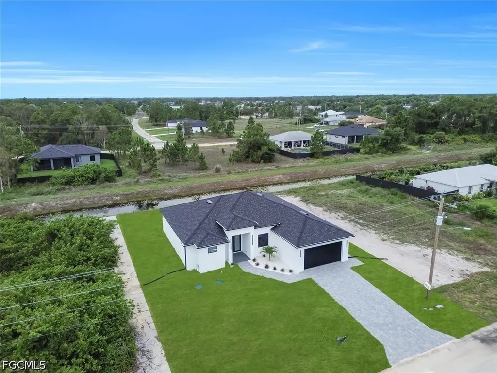 846 Charles Sise Street E Lehigh Acres FL 33974
