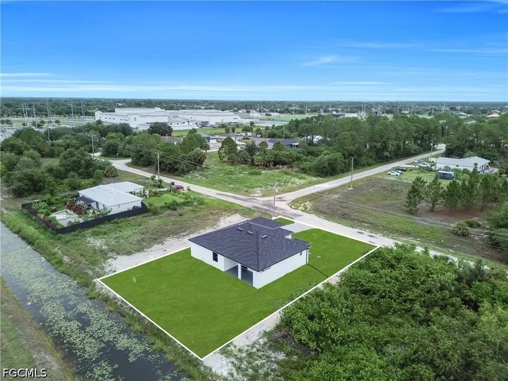 846 Charles Sise Street E Lehigh Acres FL 33974
