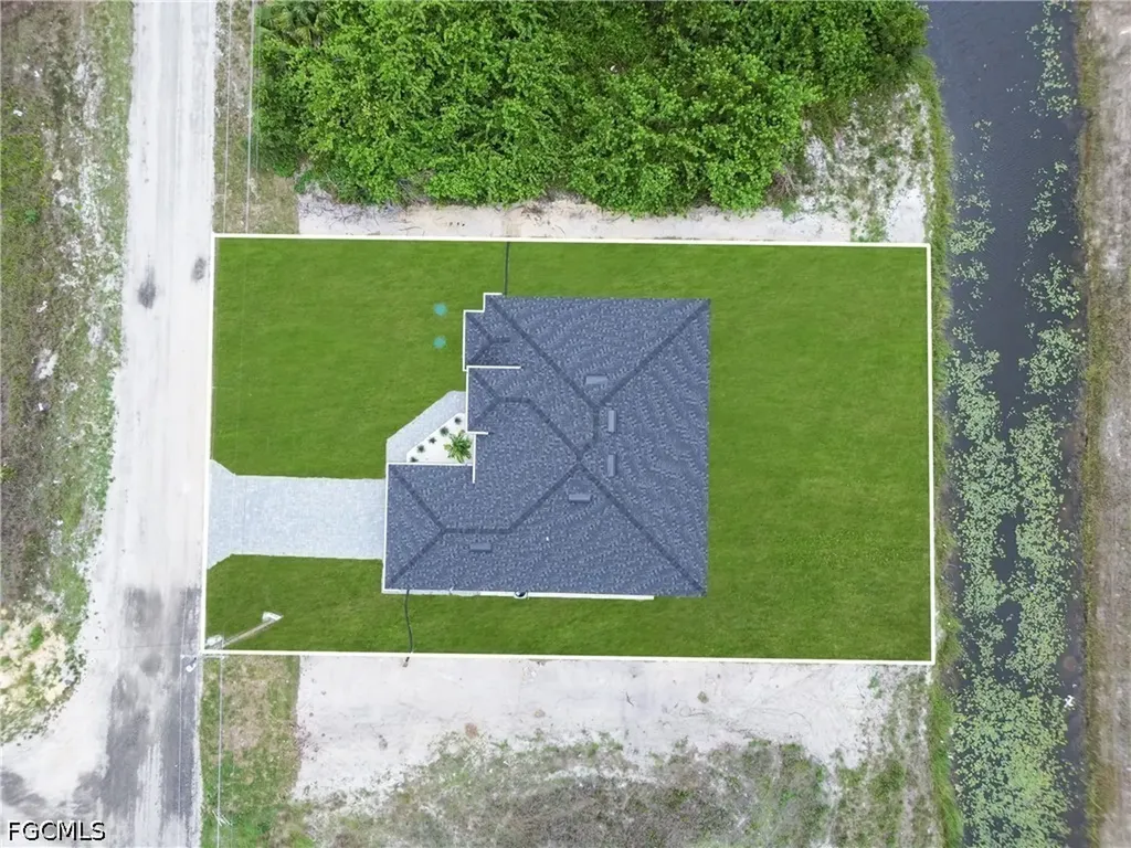 846 Charles Sise Street E Lehigh Acres FL 33974