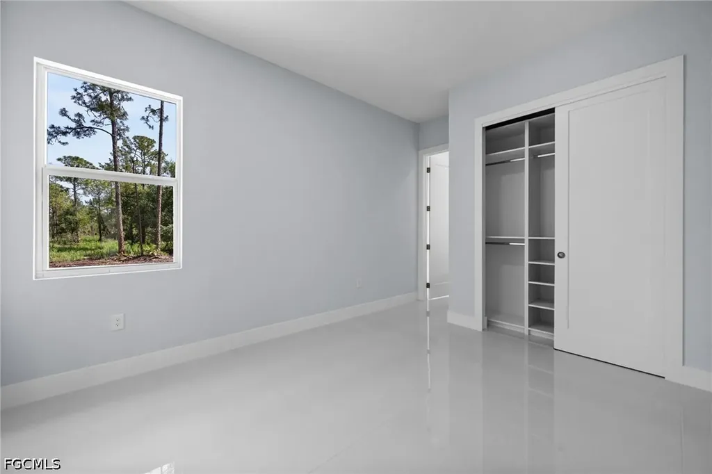 3433 66th Avenue NE Naples FL 34120
