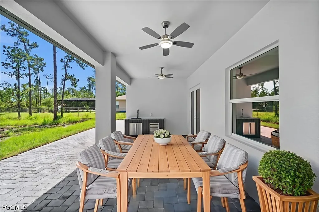 3433 66th Avenue NE Naples FL 34120