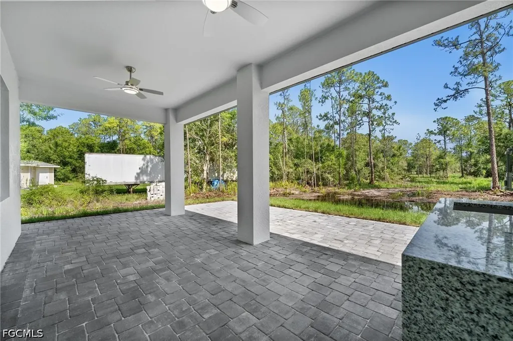 3433 66th Avenue NE Naples FL 34120