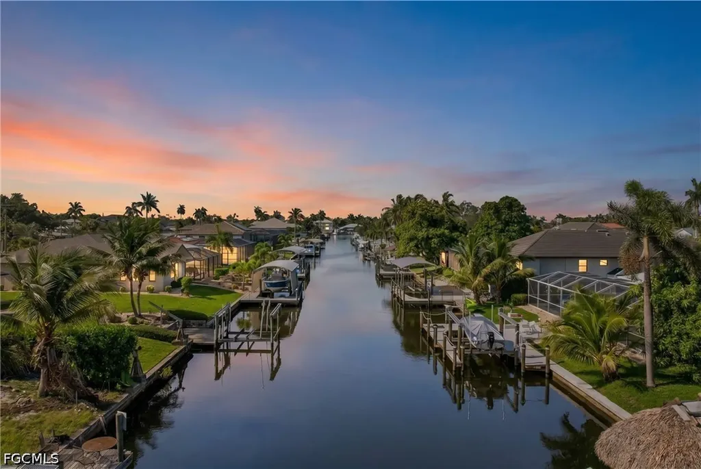5602 Driftwood Parkway Cape Coral FL 33904