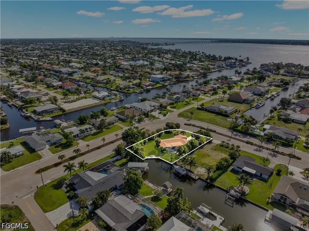 5602 Driftwood Parkway Cape Coral FL 33904