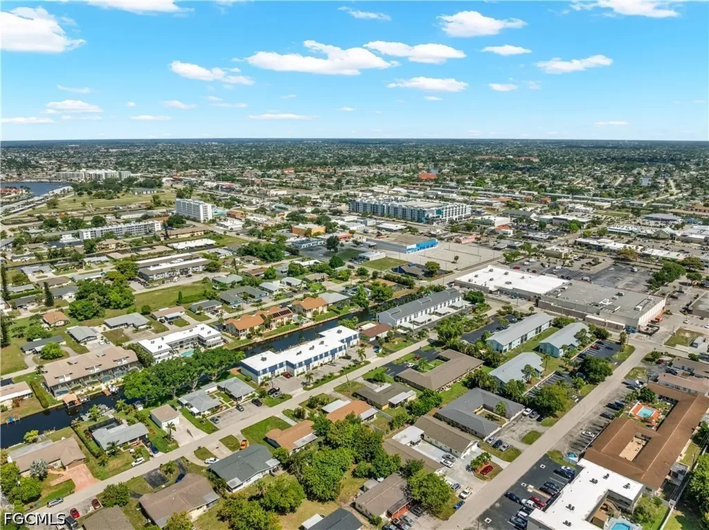 4913 Vincennes Street Cape Coral FL 33904