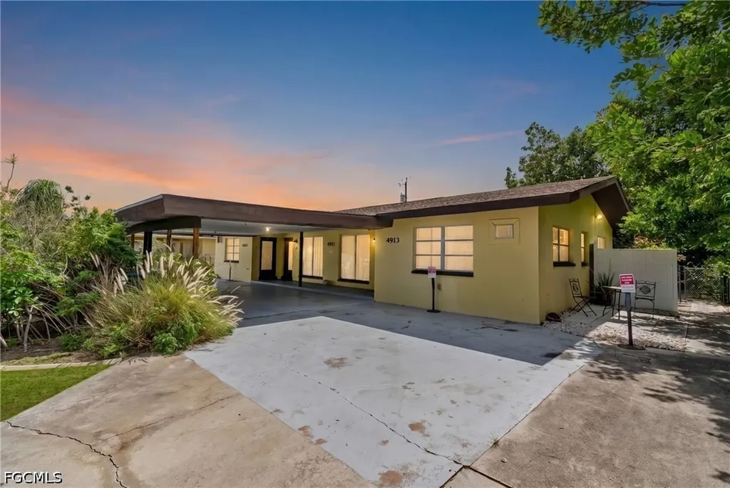 4913 Vincennes Street Cape Coral FL 33904