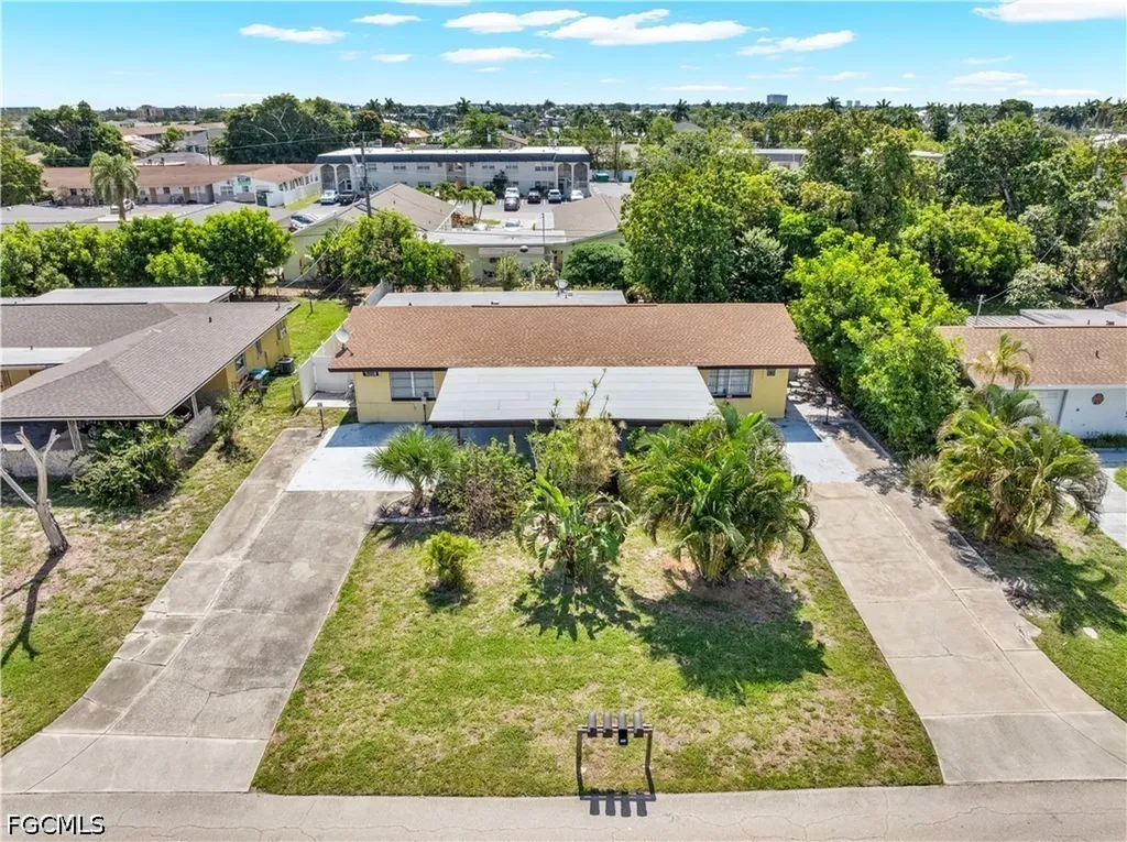 4913 Vincennes Street Cape Coral FL 33904