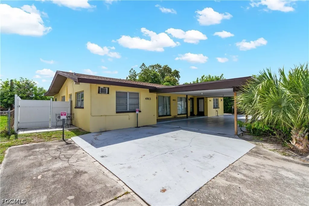 4913 Vincennes Street Cape Coral FL 33904