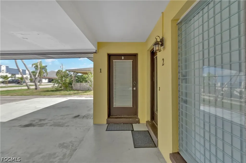 4913 Vincennes Street Cape Coral FL 33904