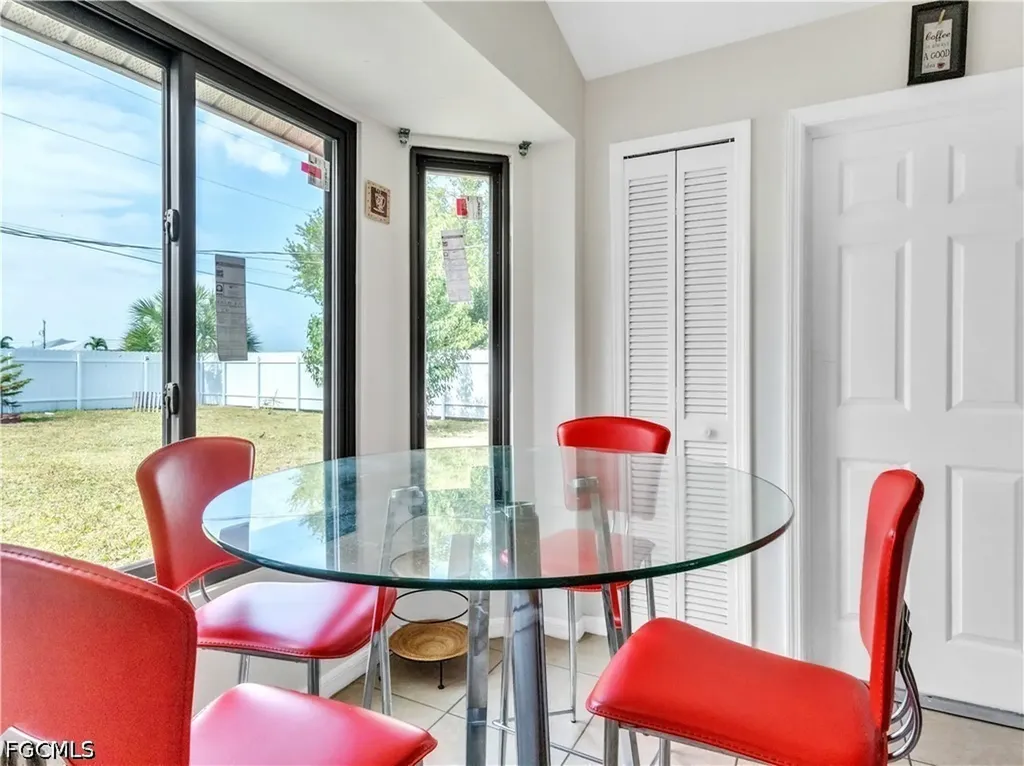 2006 NE 15th Terrace Cape Coral FL 33909