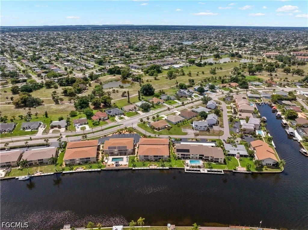 4353 Country Club Boulevard Cape Coral FL 33904