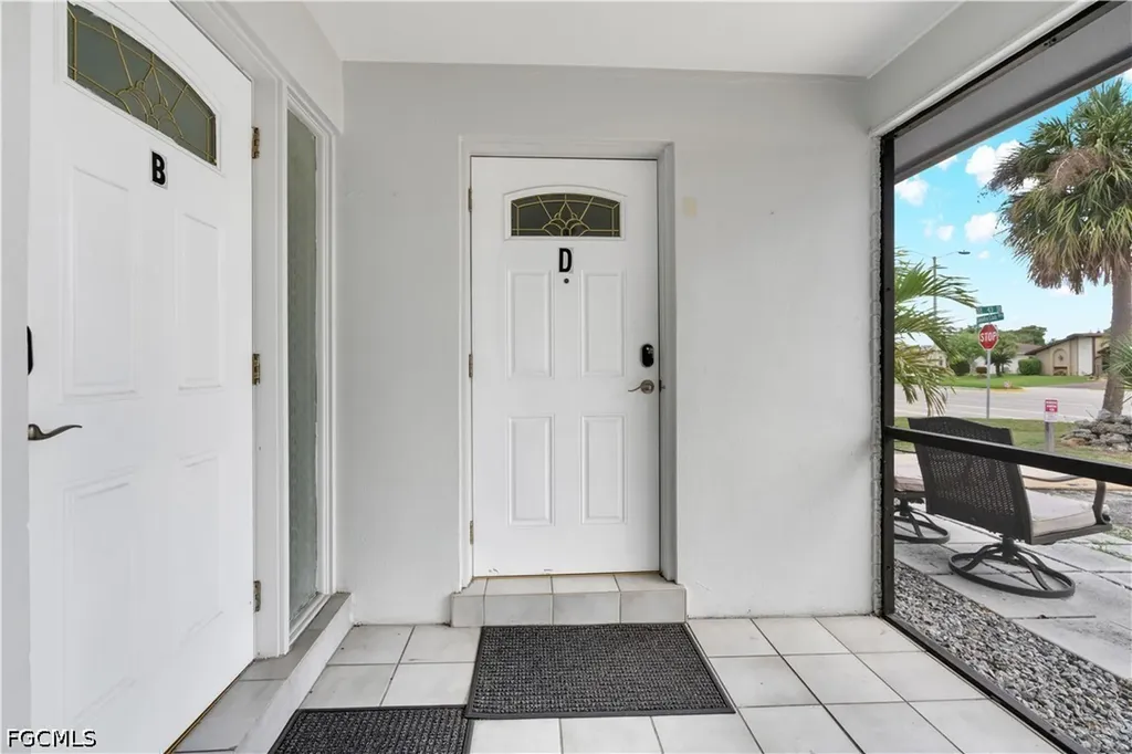 4353 Country Club Boulevard Cape Coral FL 33904