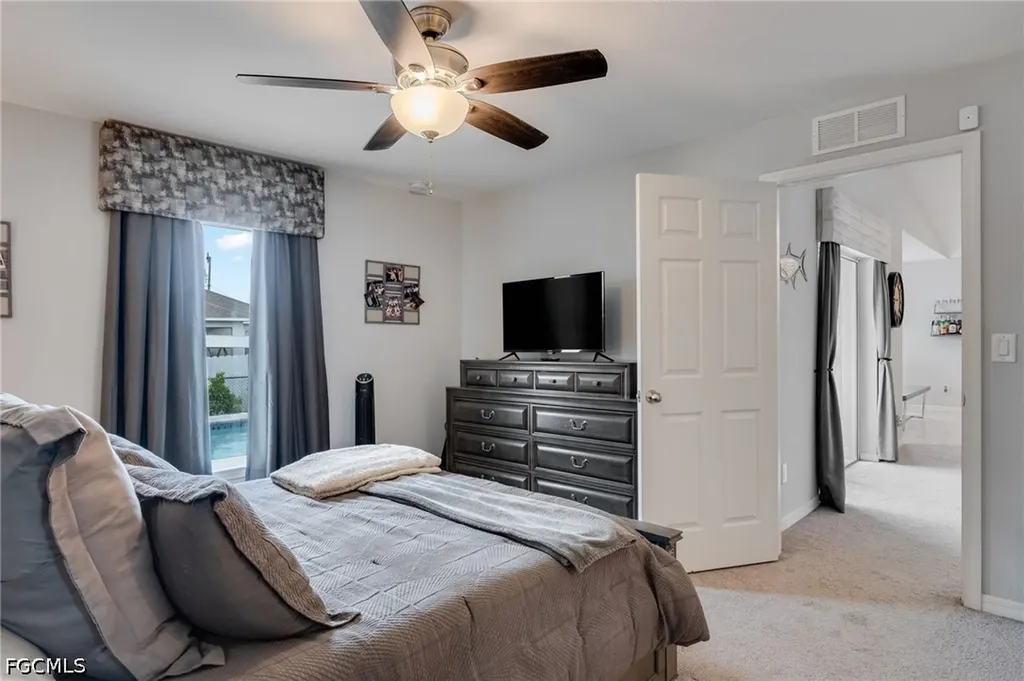 2426 NW 20th Avenue Cape Coral FL 33993