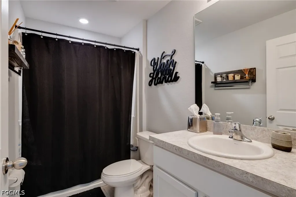 2426 NW 20th Avenue Cape Coral FL 33993