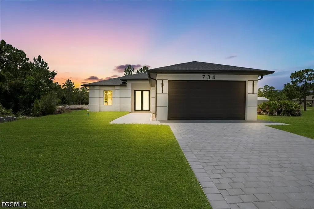 734 Theodore Vail Street E Lehigh Acres FL 33974
