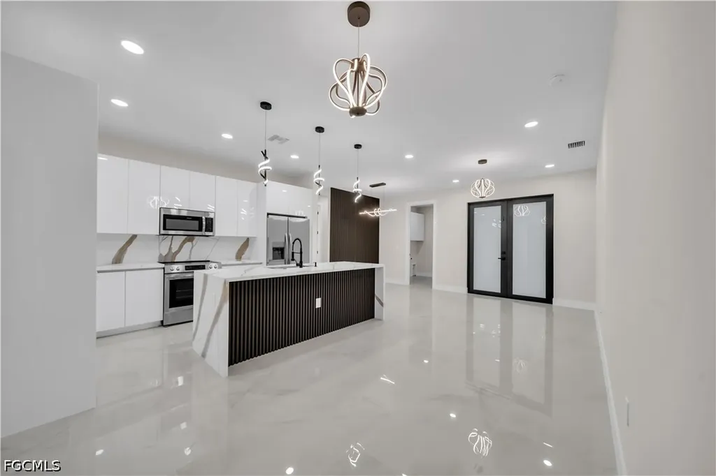 734 Theodore Vail Street E Lehigh Acres FL 33974