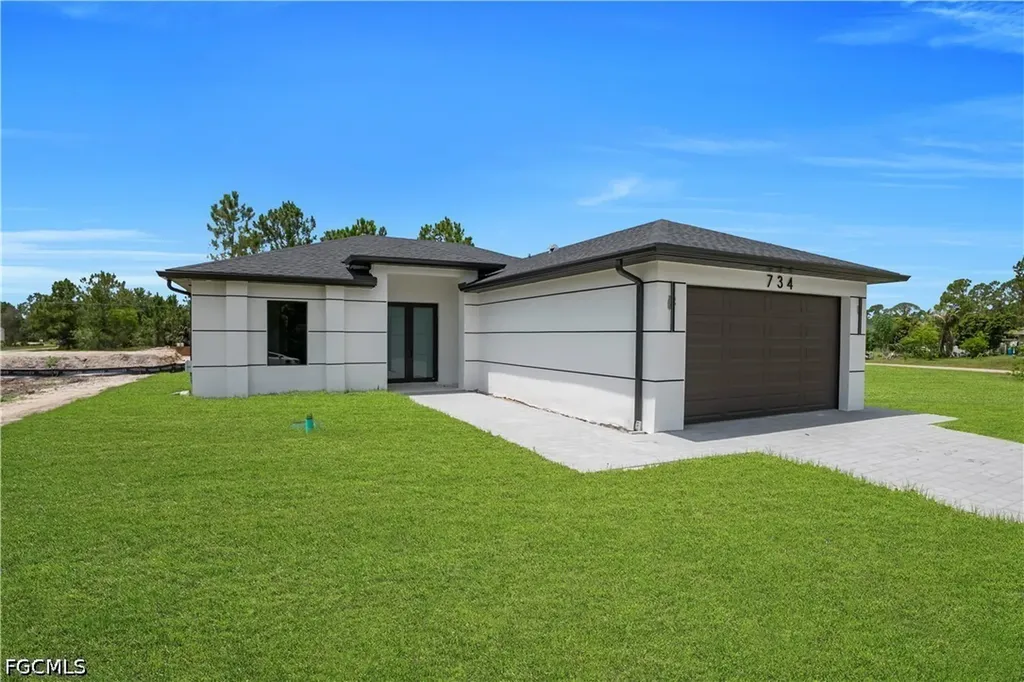 734 Theodore Vail Street E Lehigh Acres FL 33974