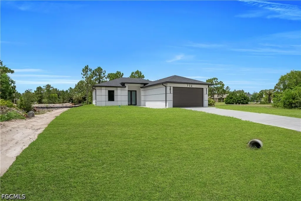 734 Theodore Vail Street E Lehigh Acres FL 33974