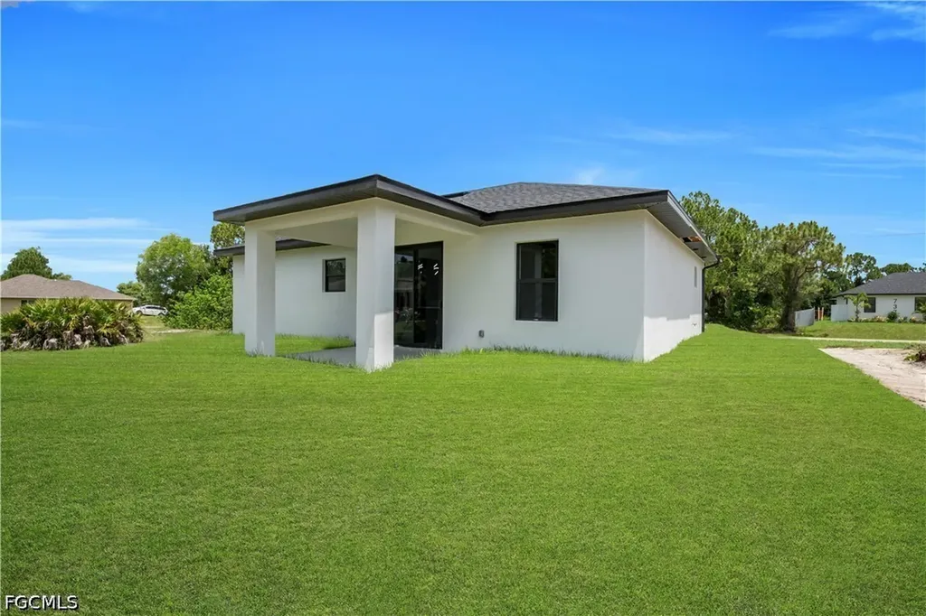 734 Theodore Vail Street E Lehigh Acres FL 33974