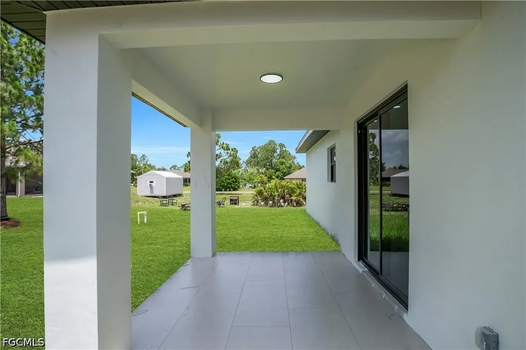 734 Theodore Vail Street E Lehigh Acres FL 33974