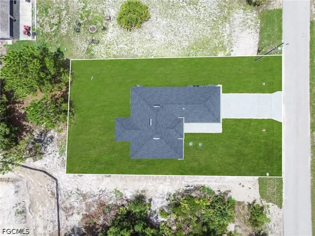 734 Theodore Vail Street E Lehigh Acres FL 33974