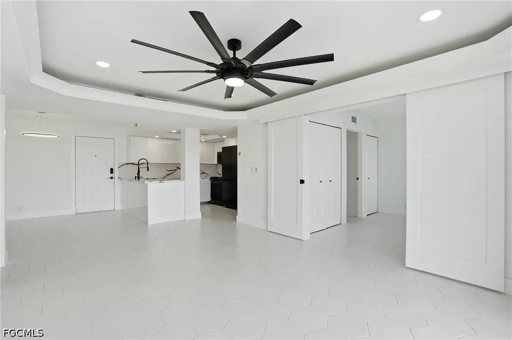 2885 Palm Beach Boulevard Fort Myers FL 33916
