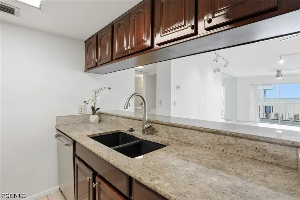 2885 Palm Beach Boulevard Fort Myers FL 33916