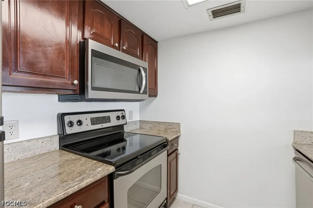 2885 Palm Beach Boulevard Fort Myers FL 33916
