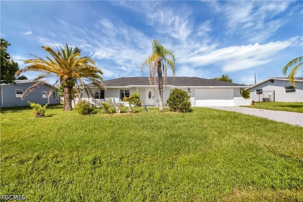 2339 Lake View Boulevard Port Charlotte FL 33948