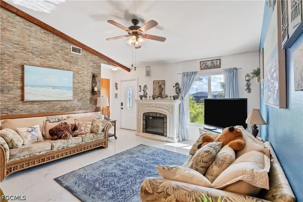 2339 Lake View Boulevard Port Charlotte FL 33948