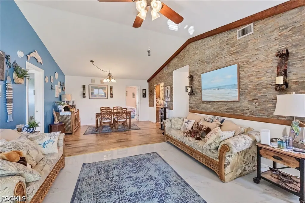 2339 Lake View Boulevard Port Charlotte FL 33948
