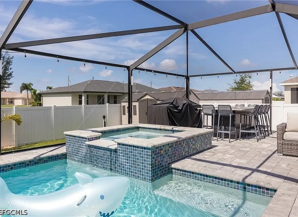 2522 NW 11th Street Cape Coral FL 33993