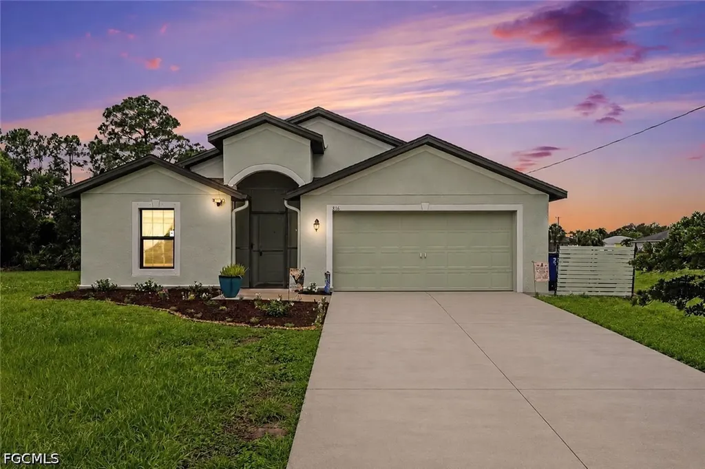 Fort Myers FL, 816 La Salle Avenue