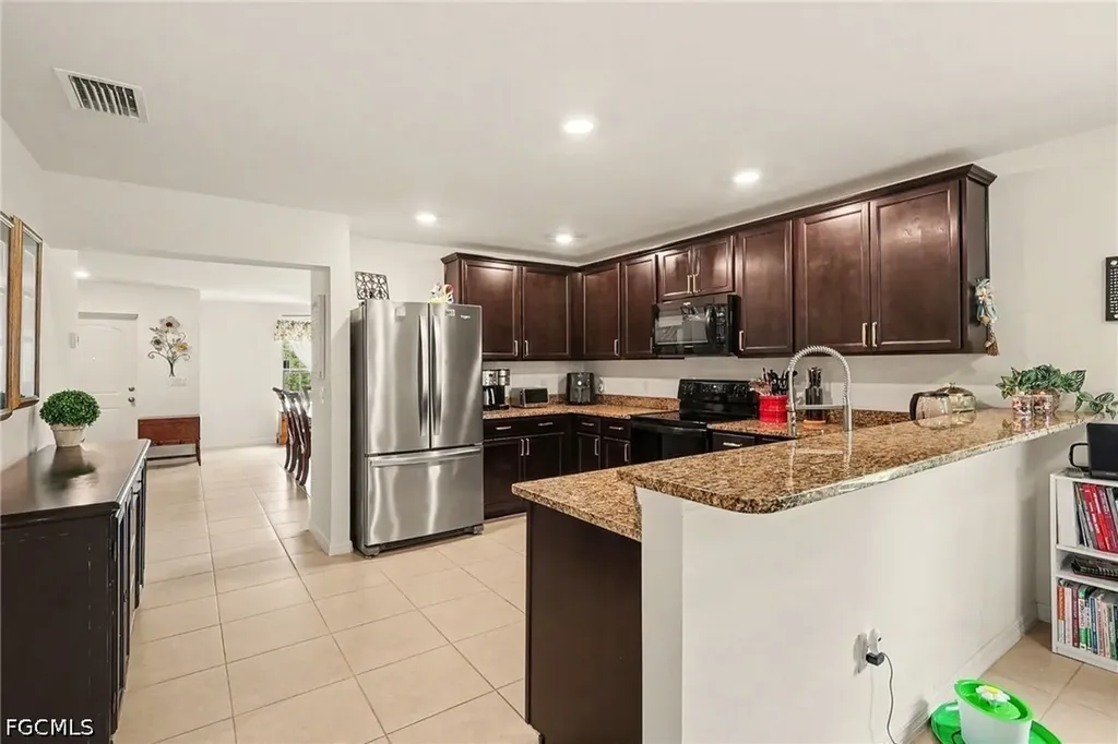 816 La Salle Avenue Fort Myers FL 33913