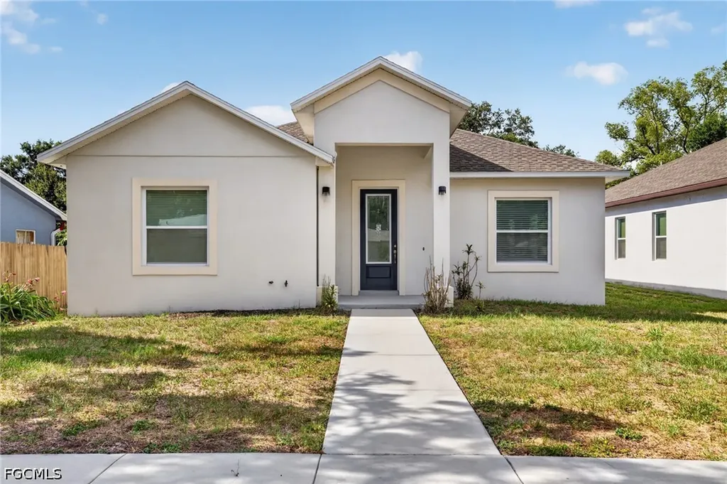 7977 49th Avenue N St. Petersburg FL 33709