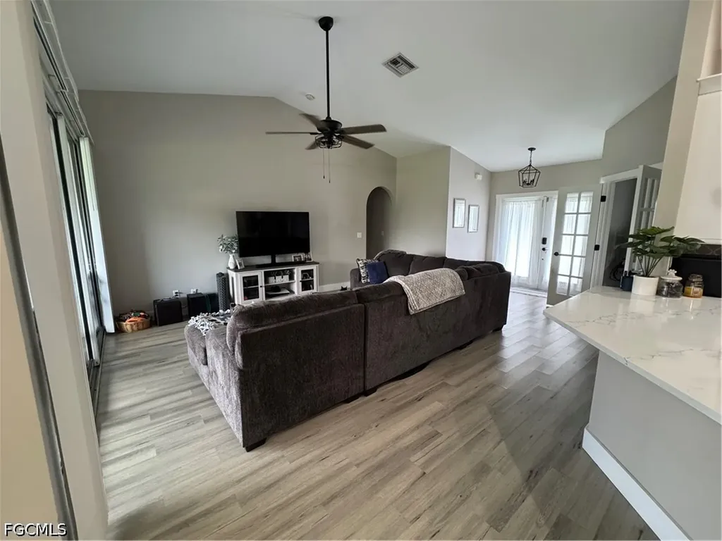 1229 SW 29th Terrace Cape Coral FL 33914