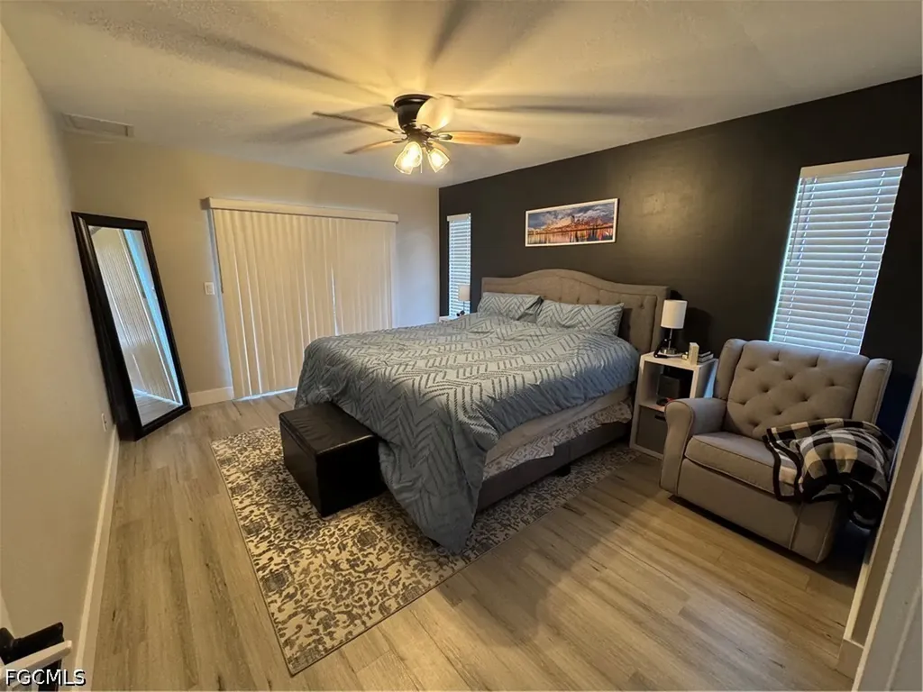 1229 SW 29th Terrace Cape Coral FL 33914
