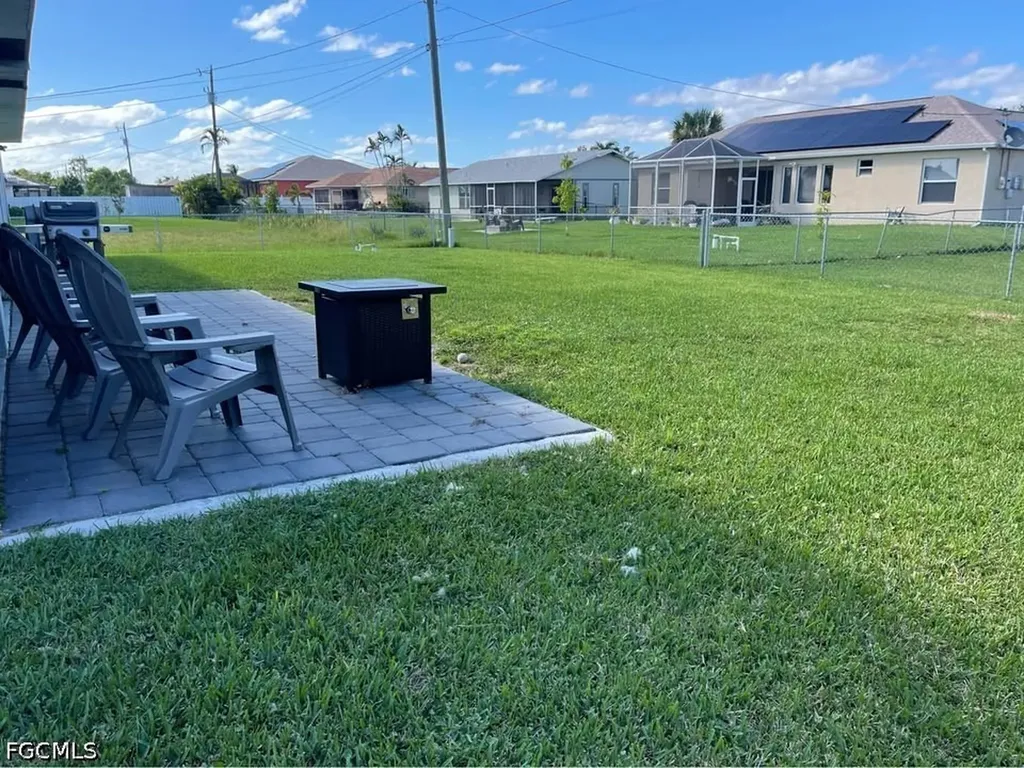 1229 SW 29th Terrace Cape Coral FL 33914