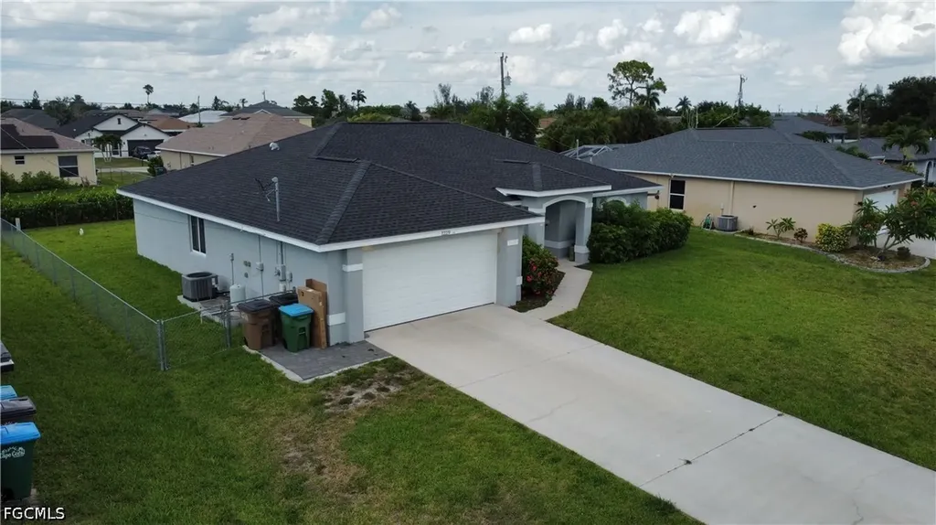 1229 SW 29th Terrace Cape Coral FL 33914