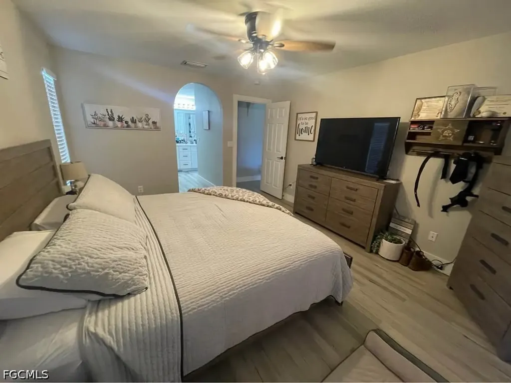 1229 SW 29th Terrace Cape Coral FL 33914