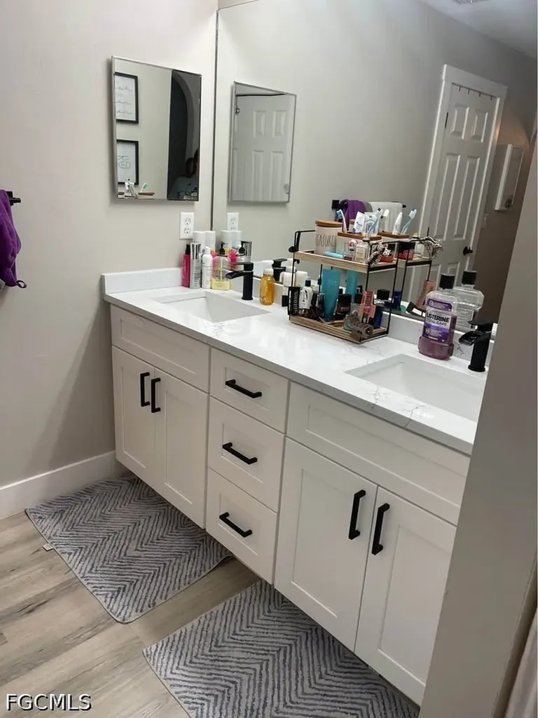 1229 SW 29th Terrace Cape Coral FL 33914