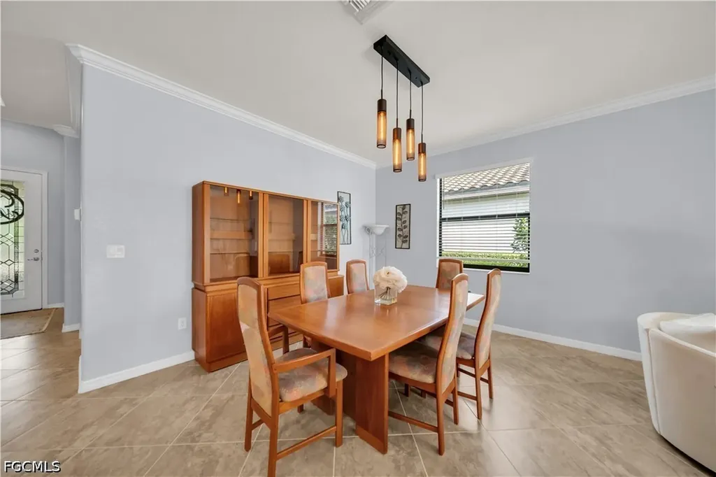 19408 Elston Way Estero FL 33928