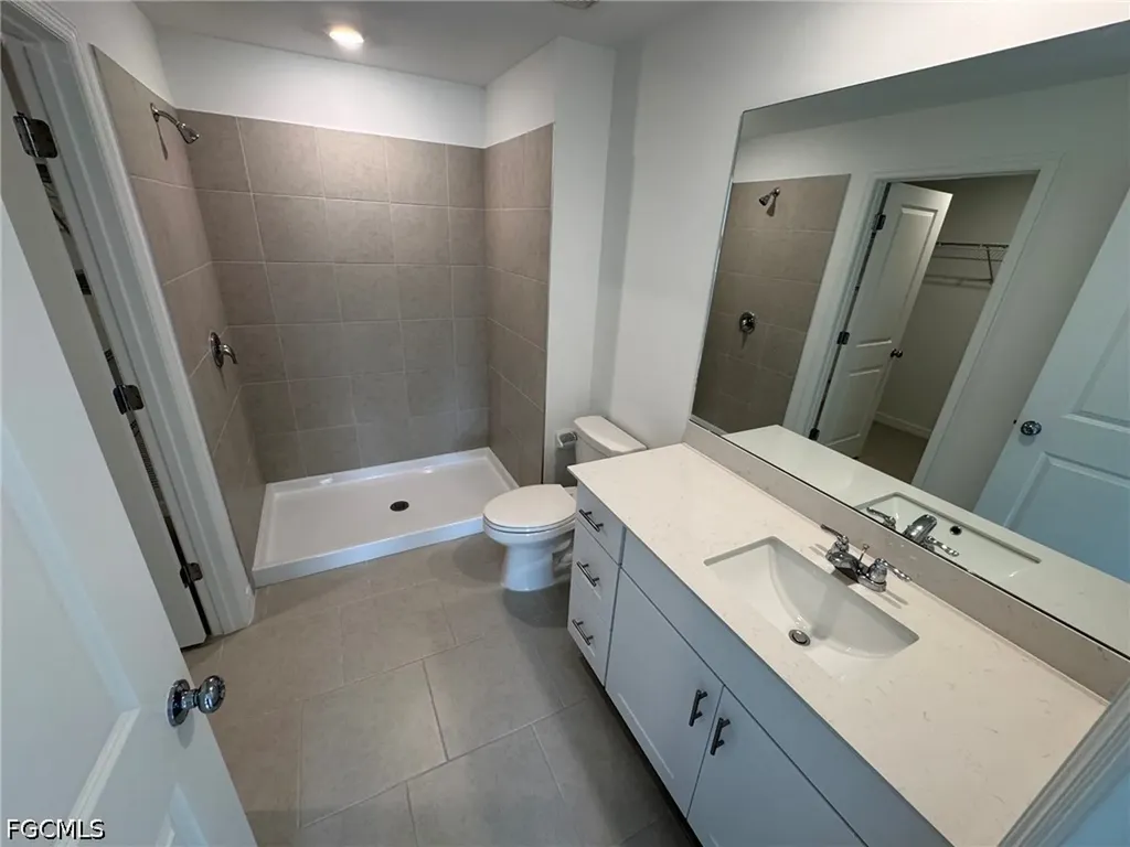 17313 Cantu Court North Fort Myers FL 33917