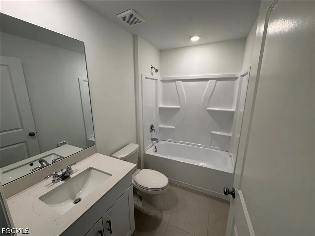 17313 Cantu Court North Fort Myers FL 33917