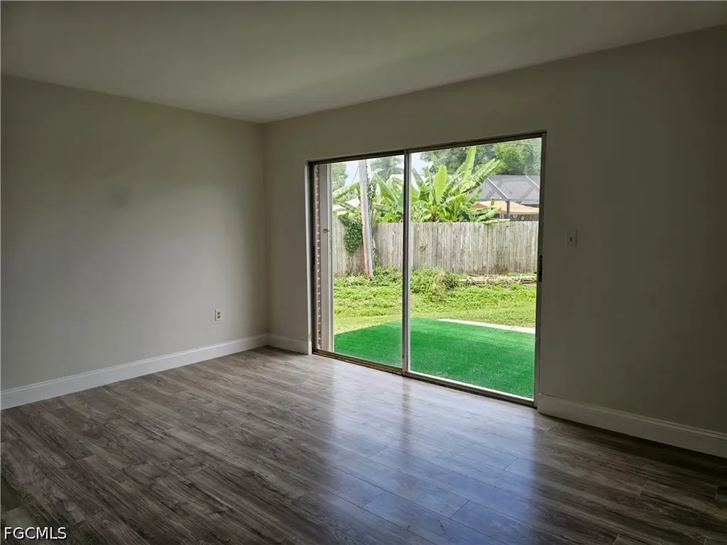 864 Courtington Lane Fort Myers FL 33919