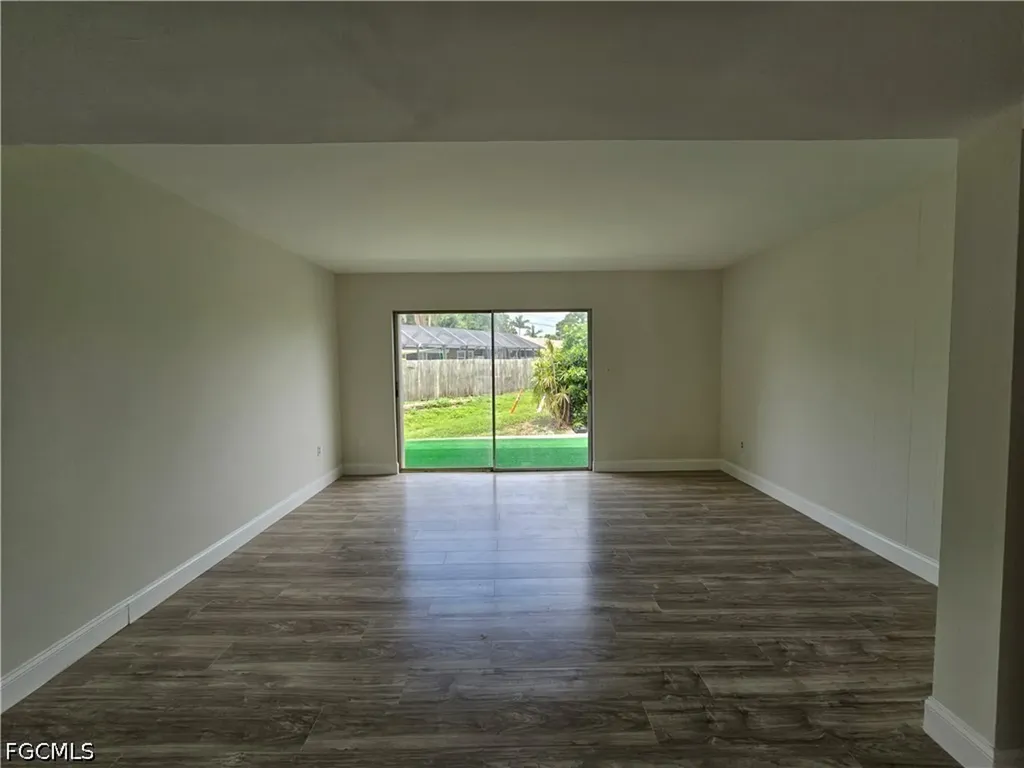 864 Courtington Lane Fort Myers FL 33919