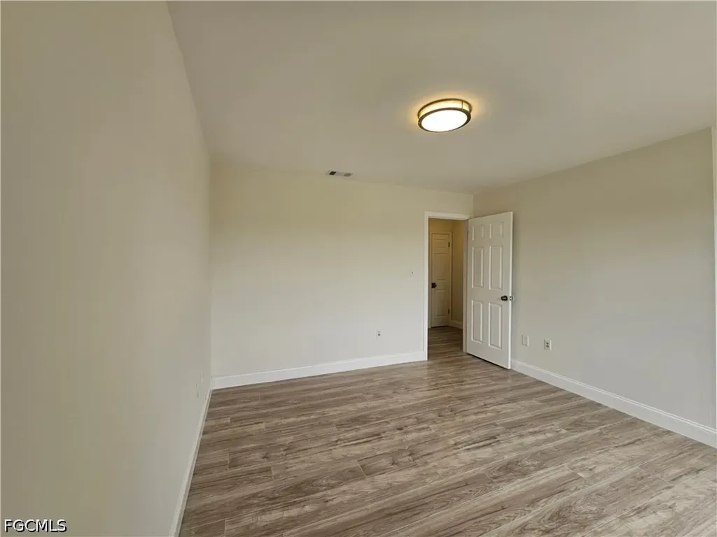 864 Courtington Lane Fort Myers FL 33919