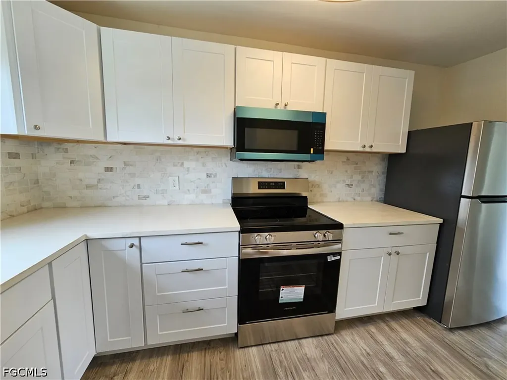 864 Courtington Lane Fort Myers FL 33919