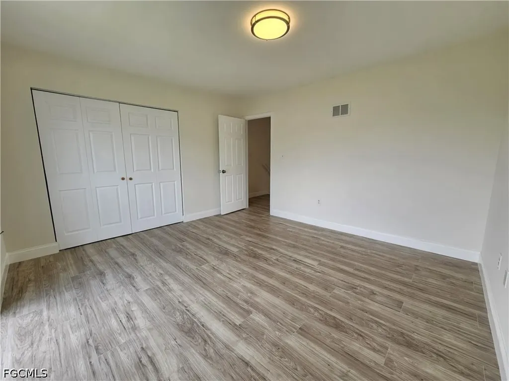 864 Courtington Lane Fort Myers FL 33919