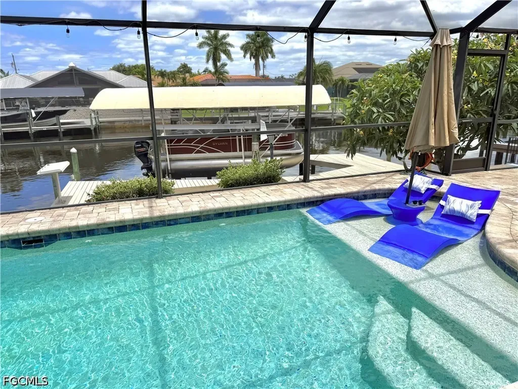 919 SE 20th Court Cape Coral FL 33990